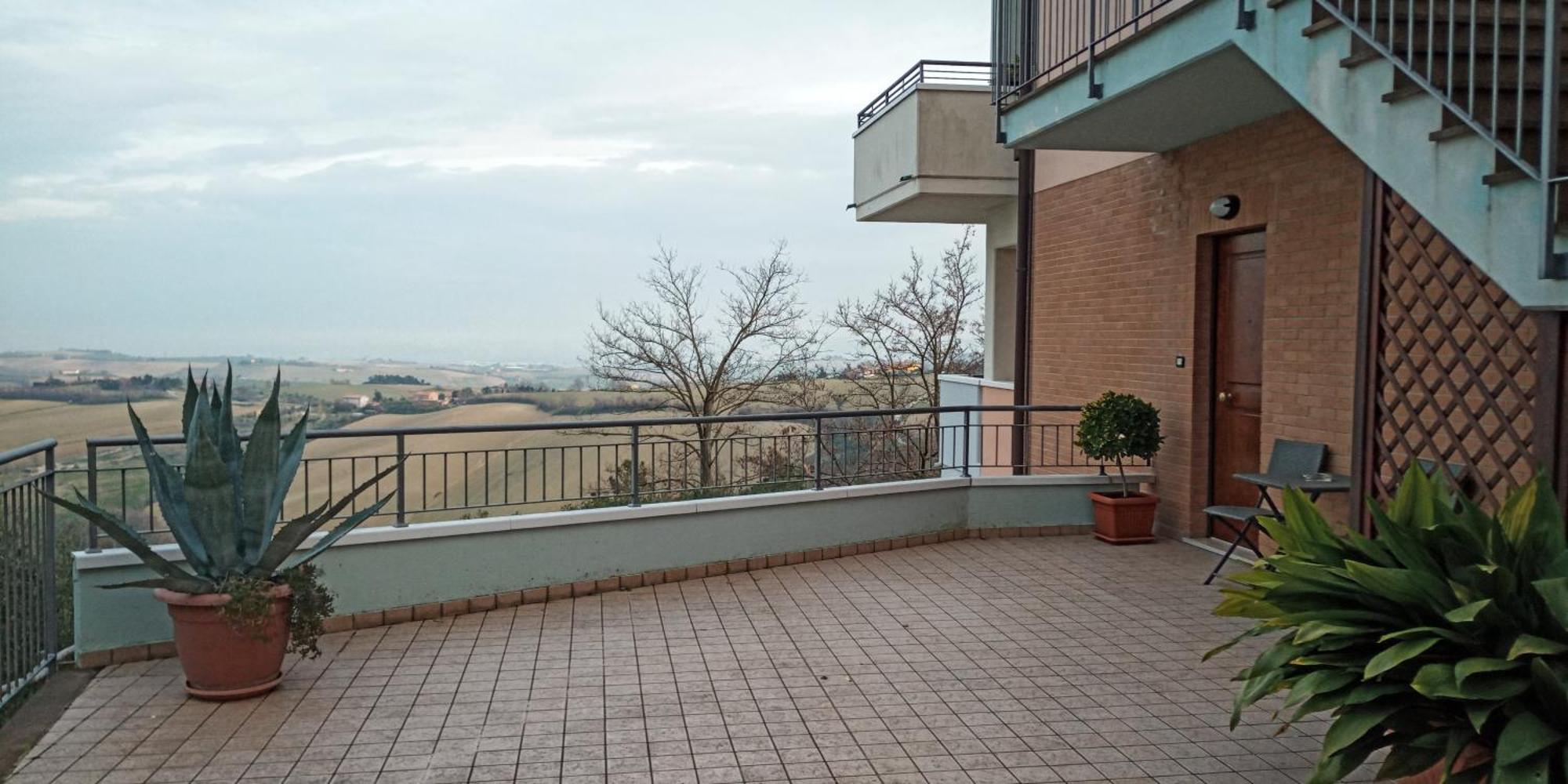 Appartamento Che Vista! Affittacamere Mombaroccio 外观 照片