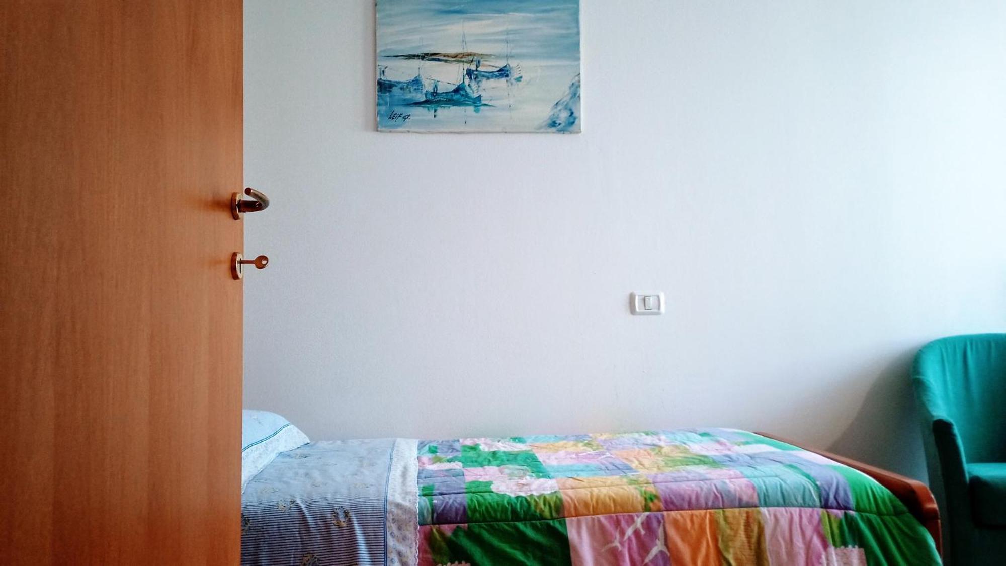 Appartamento Che Vista! Affittacamere Mombaroccio 外观 照片